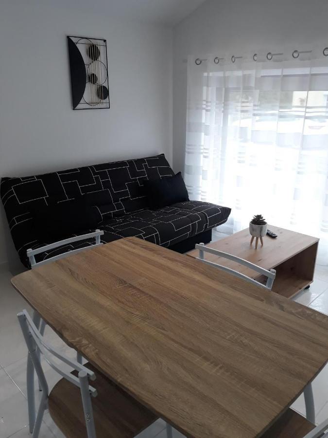 Maisonnette L'Olivier La Loge-aux-Chevres Ngoại thất bức ảnh