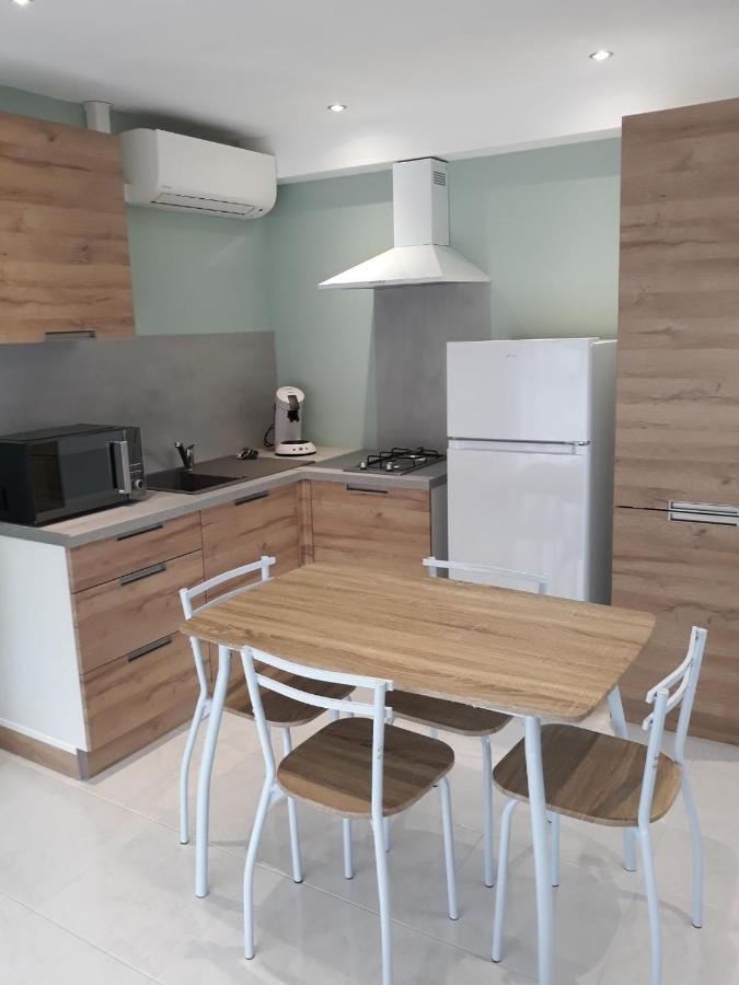 Maisonnette L'Olivier La Loge-aux-Chevres Ngoại thất bức ảnh